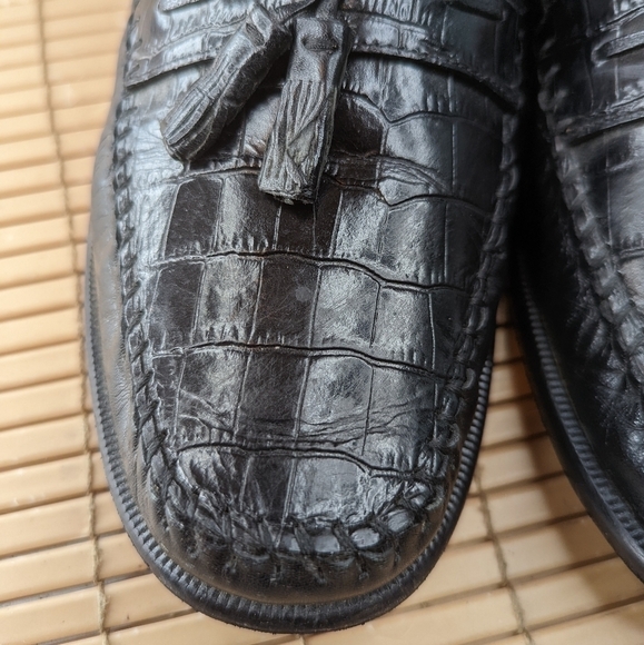 Florsheim Men's Size 10D Black Leather Alligator Print Tassel Loafers. 312pm - Picture 4 of 11